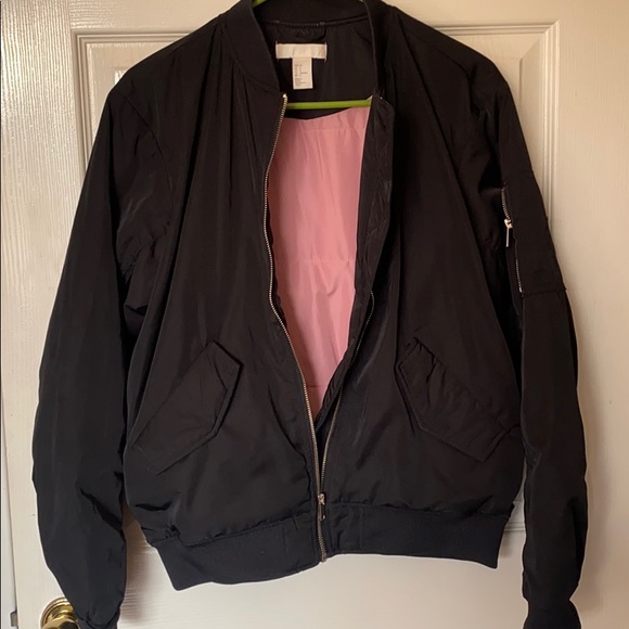 H&M Women’s Oversized Bomber Jacket Size 4 - Picture 2 of 3